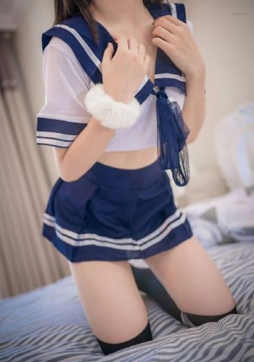 情侣视频精品_高清完整版