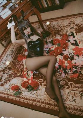 欧美81岁超模_蓝光在线视频观看