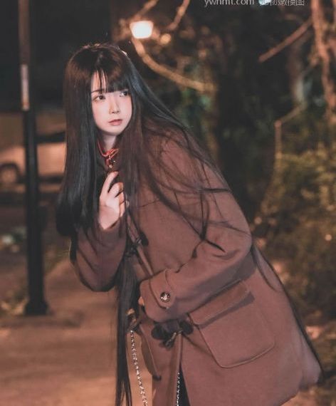 头像男生欧美成熟西装_HD在线观看完整版
