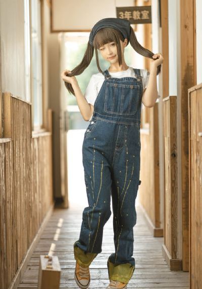 欧美时尚杂志封面素材_1080高清免费观看