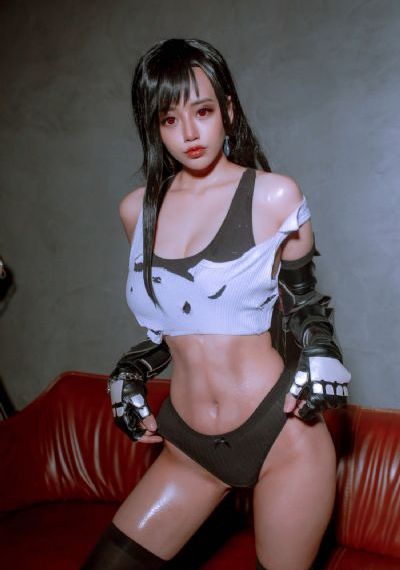 欧美型男大衣街拍_BD免费观看超清