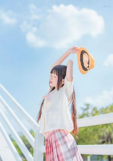 头像女生简单欧美个性_4K高清完整版播放